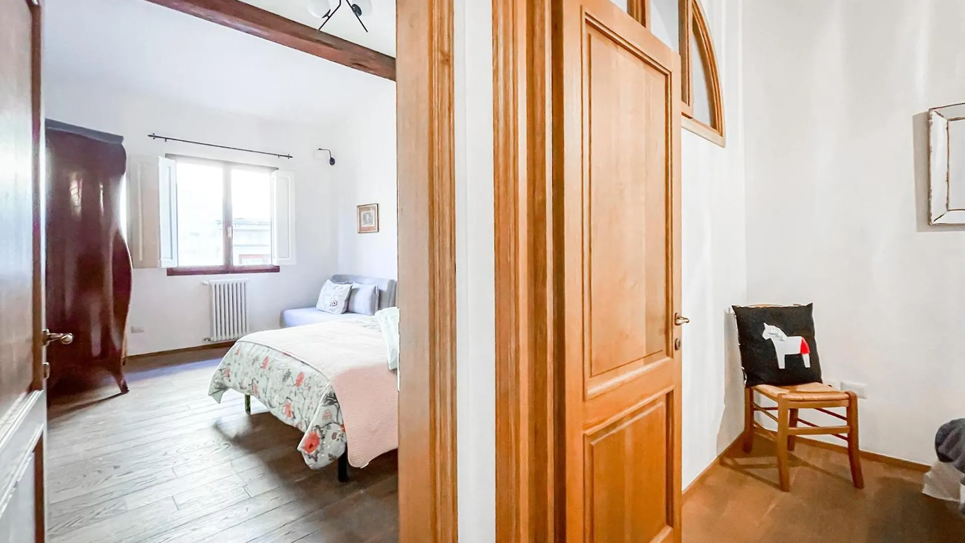 Spacious Apartment By Duomo Florence