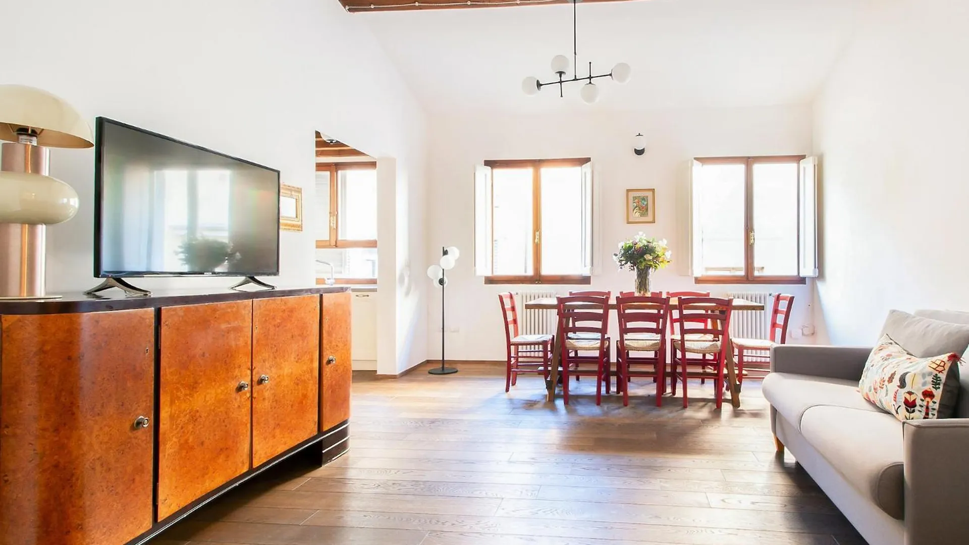 Spacious Apartment By Duomo Florence 0*,  Italy