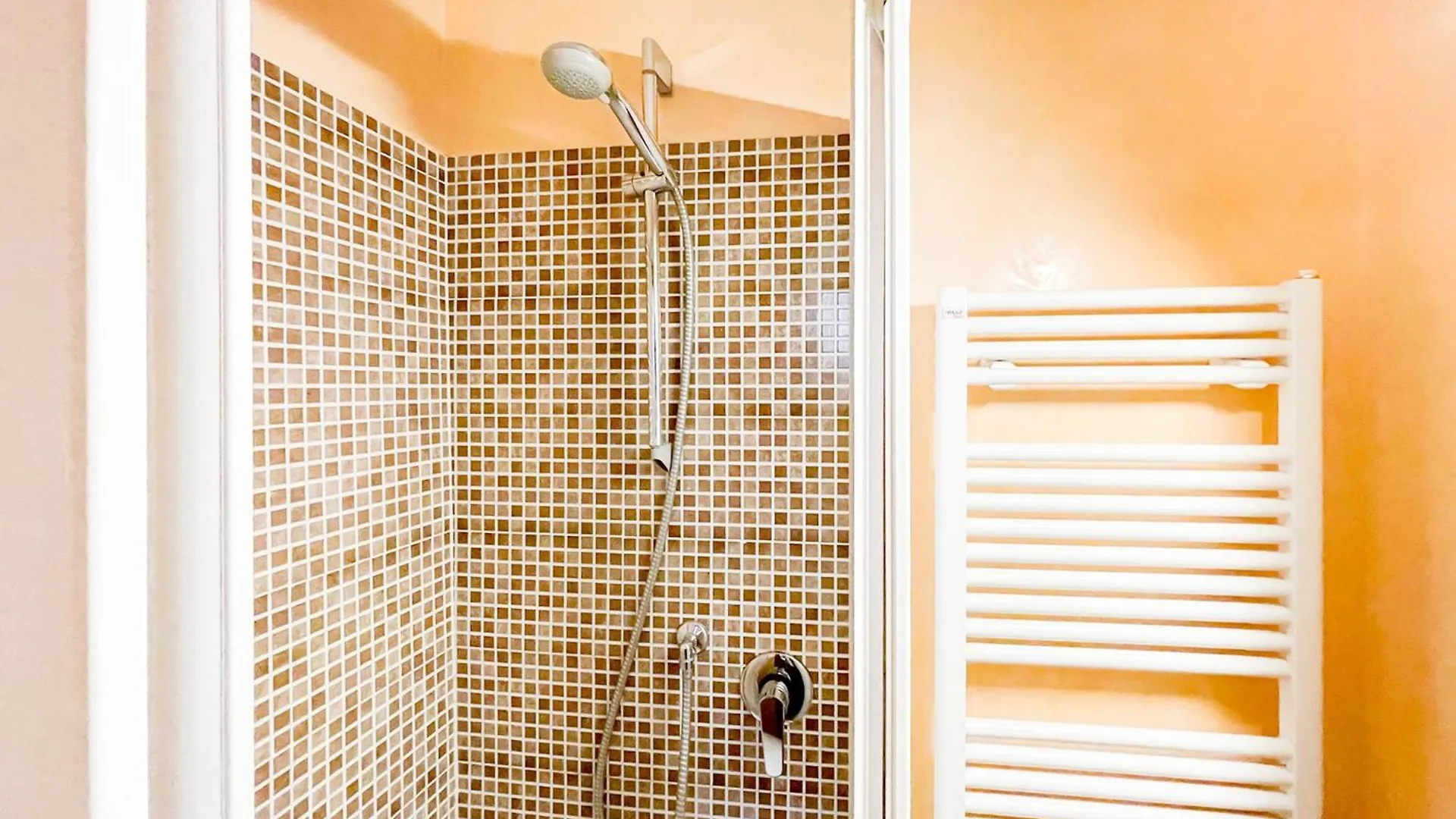 Spacious Apartment By Duomo Florence