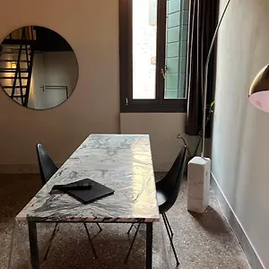 i-marmi-di-venezia.hotelinveneto.com/